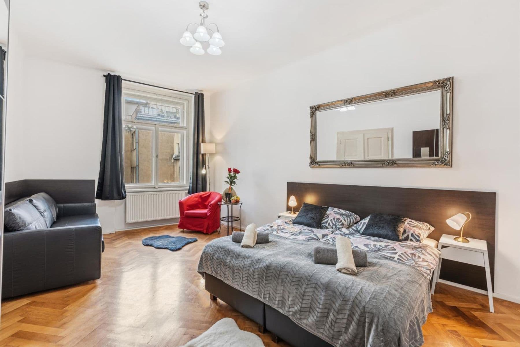 Prenájom bytu 142 m², Krakovská, Praha, Praha Prenájom bytu 142 m², Krakovská, Praha, Praha