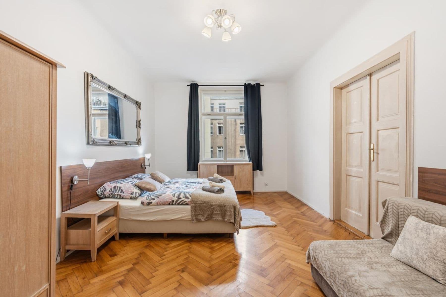 Prenájom bytu 142 m², Krakovská, Praha, Praha Prenájom bytu 142 m², Krakovská, Praha, Praha