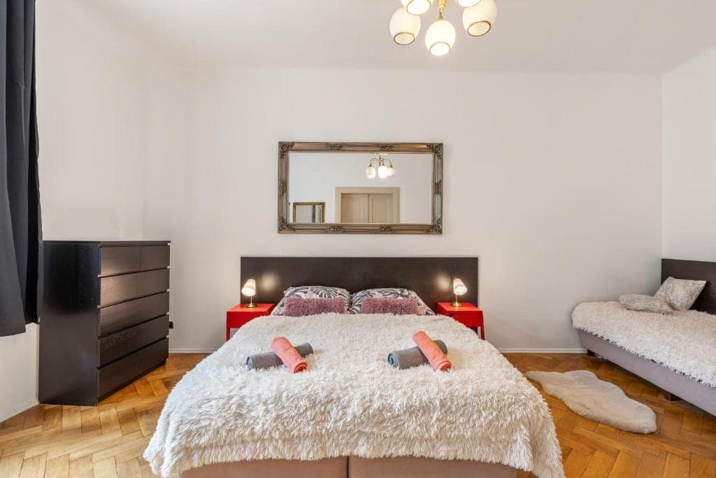 Prenájom bytu 143 m², Krakovská, Praha, Praha Prenájom bytu 143 m², Krakovská, Praha, Praha