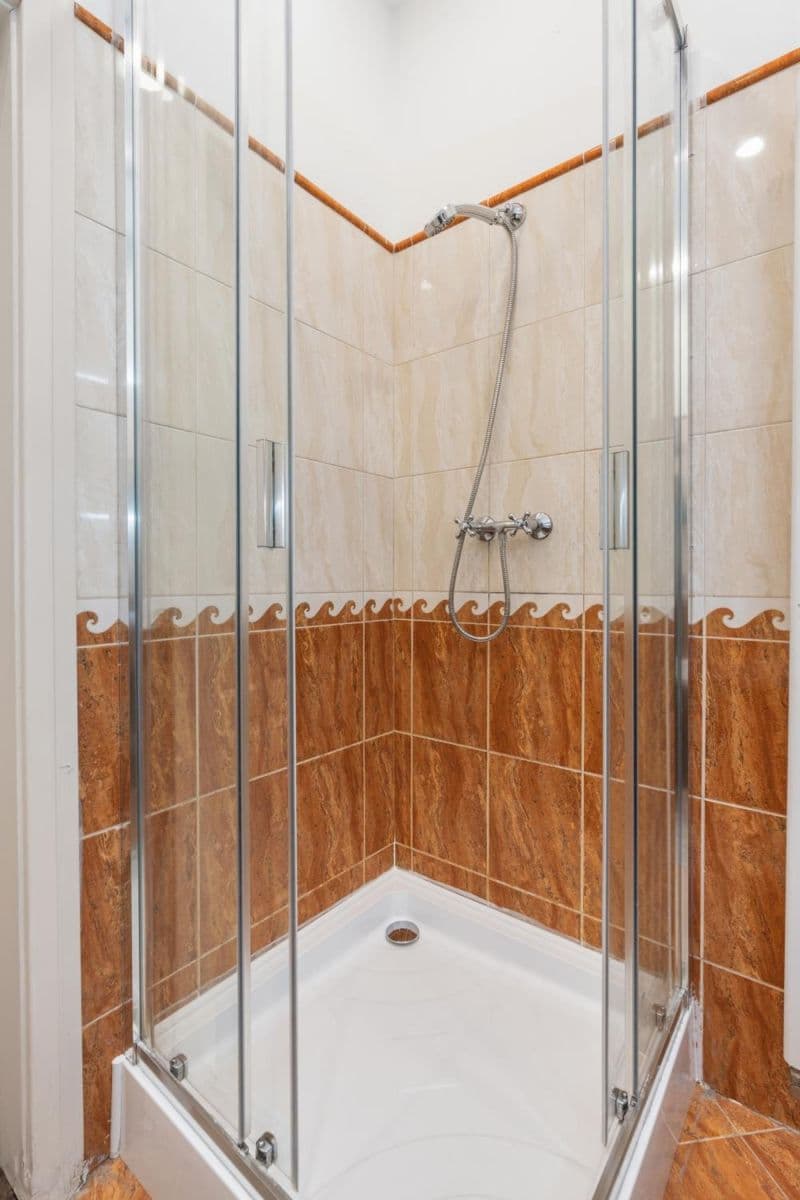 Prenájom bytu 143 m², Krakovská, Praha, Praha Prenájom bytu 143 m², Krakovská, Praha, Praha