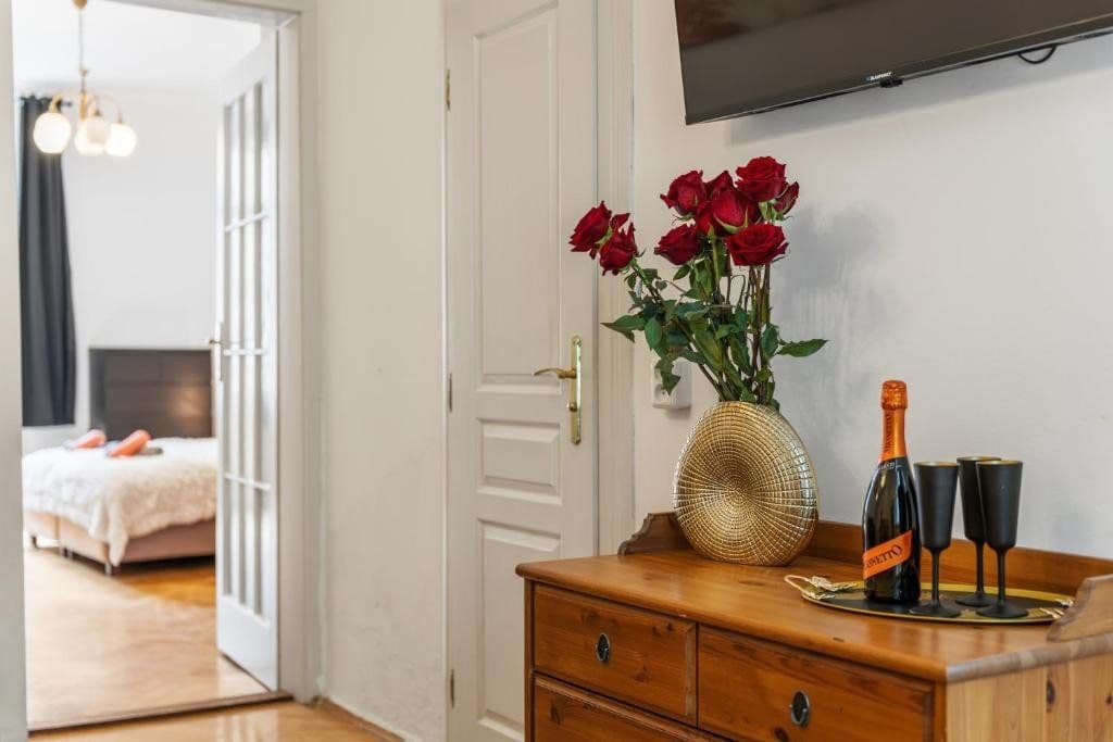 Prenájom bytu 143 m², Krakovská, Praha, Praha Prenájom bytu 143 m², Krakovská, Praha, Praha