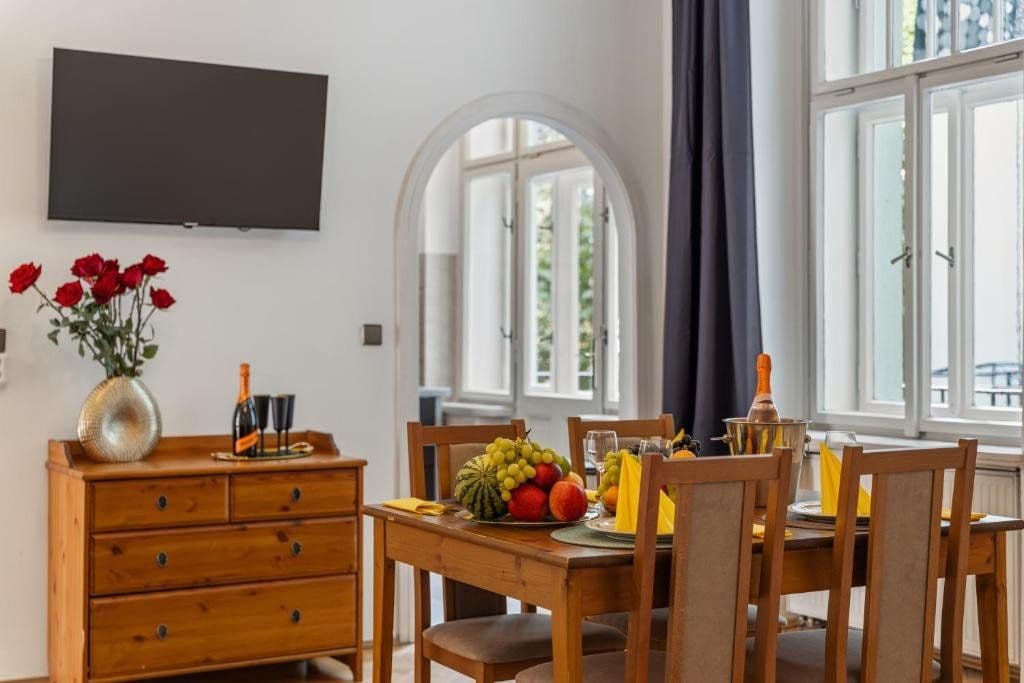 Prenájom bytu 143 m², Krakovská, Praha, Praha Prenájom bytu 143 m², Krakovská, Praha, Praha