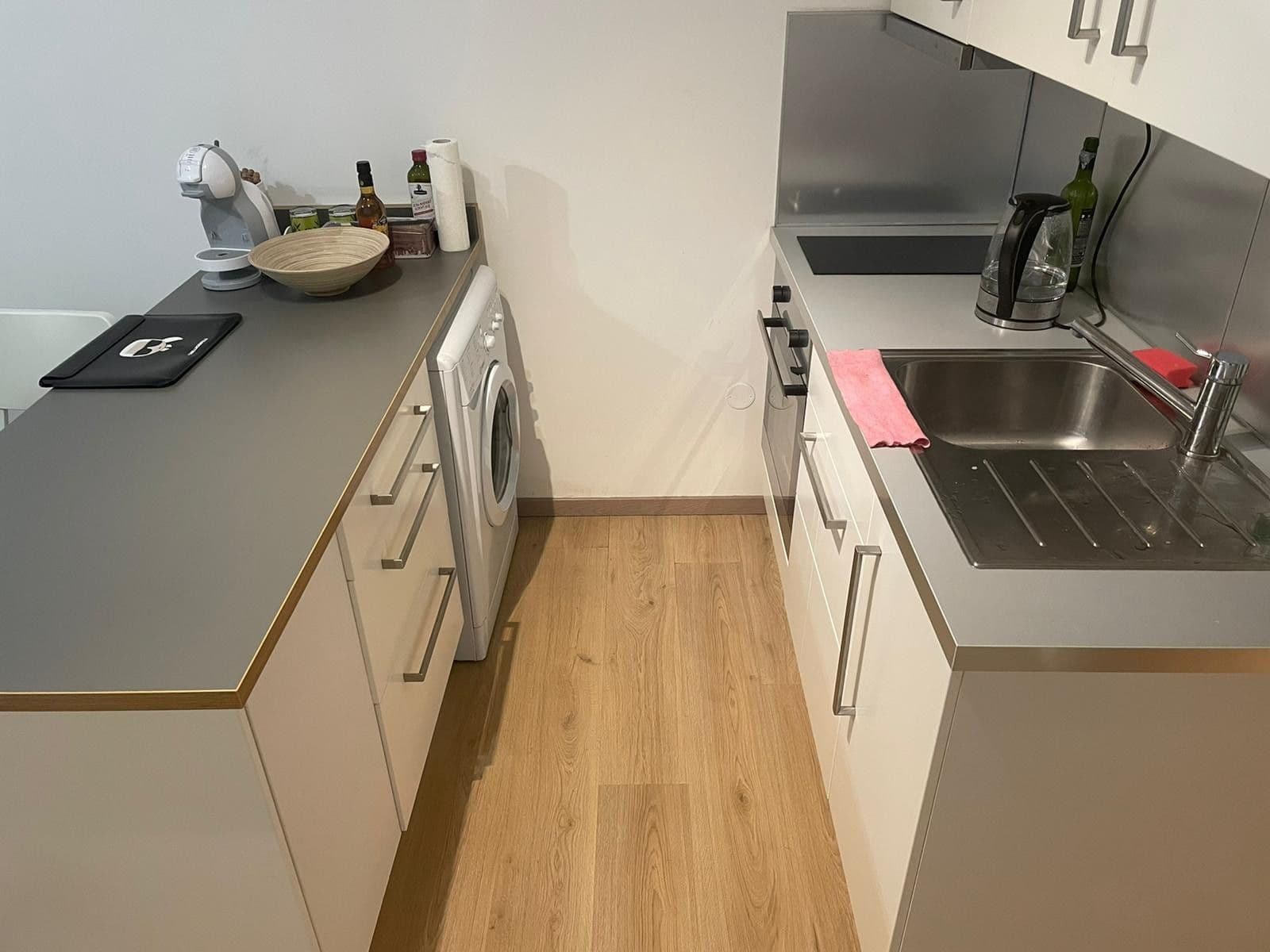 Prenájom bytu 1-izbový 28 m², Nad Úžlabinou, Praha, Praha Prenájom bytu 1-izbový 28 m², Nad Úžlabinou, Praha, Praha