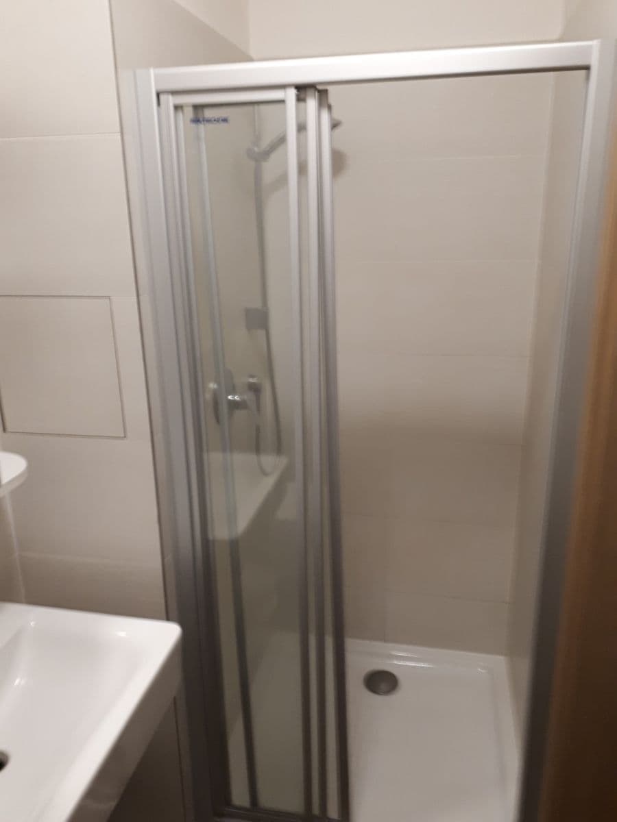 Prenájom bytu 1-izbový 28 m², Nad Úžlabinou, Praha, Praha Prenájom bytu 1-izbový 28 m², Nad Úžlabinou, Praha, Praha