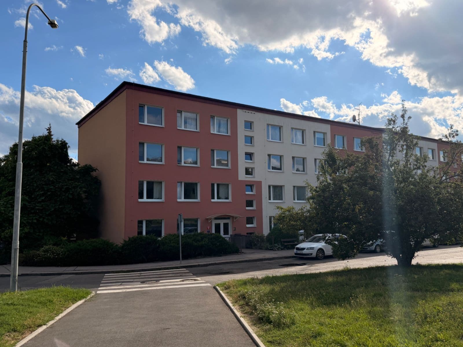 Prenájom garáže 20 m², Bochovská, Praha, Praha Prenájom garáže 20 m², Bochovská, Praha, Praha
