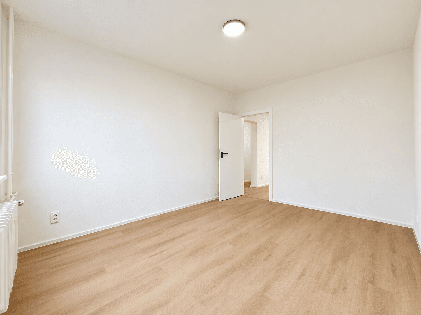 Predaj bytu 3-izbový 54 m², Káranská, Praha, Praha Predaj bytu 3-izbový 54 m², Káranská, Praha, Praha