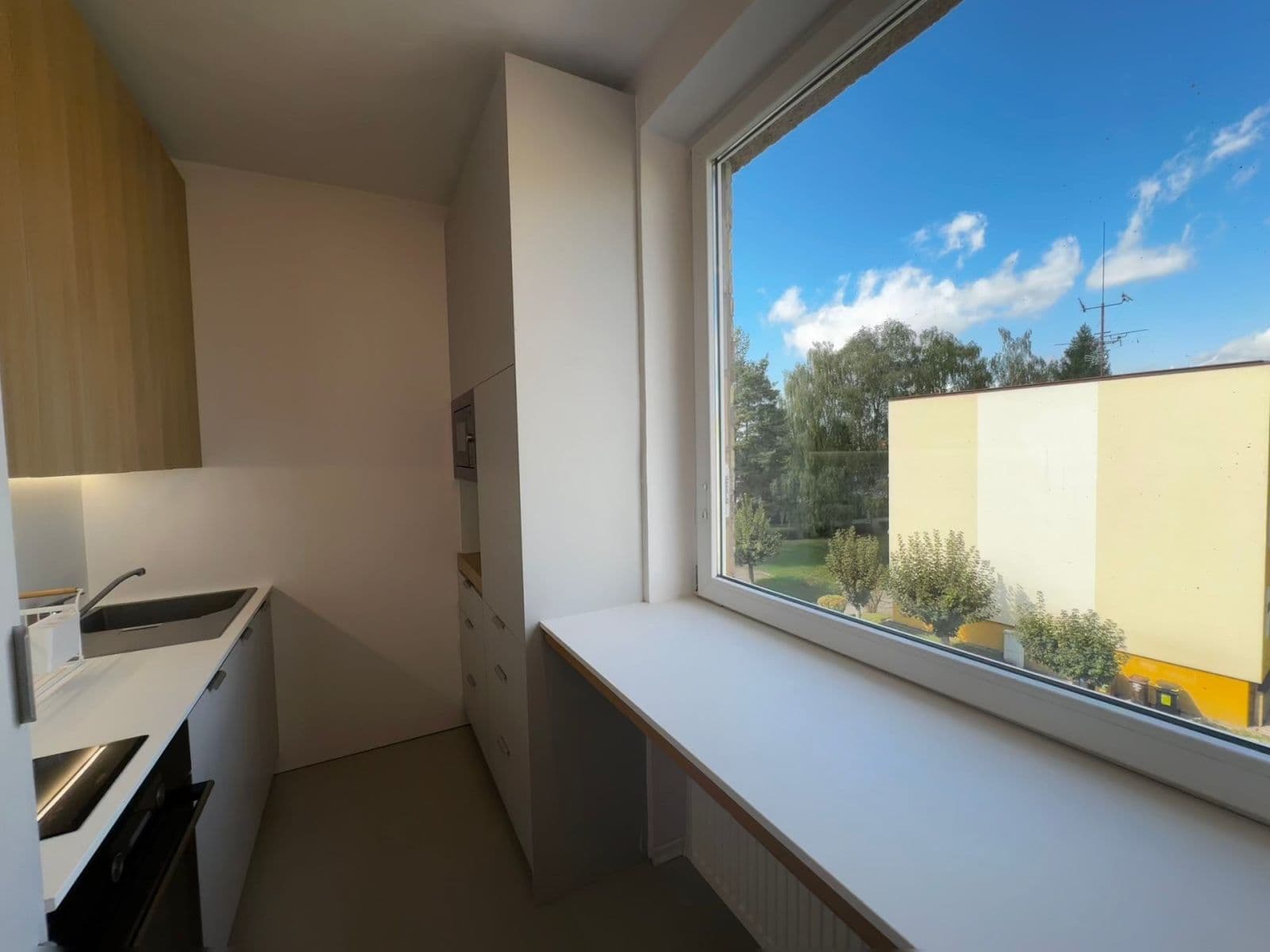 Predaj bytu 3-izbový 62 m², Bezručova, Hradec Králové, Královéhradecký kraj Predaj bytu 3-izbový 62 m², Bezručova, Hradec Králové, Královéhradecký kraj