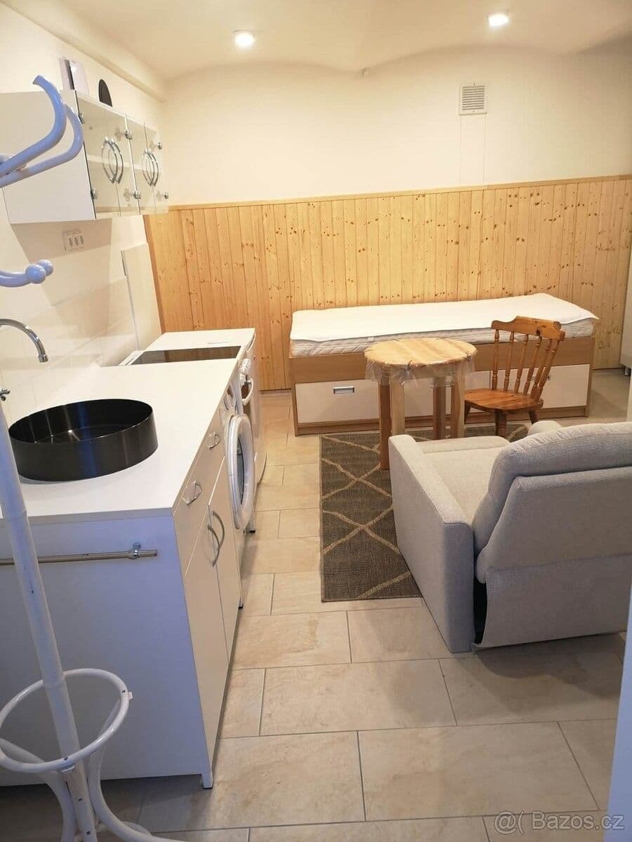Prenájom bytu 1-izbový 22 m², Brněnská, Blansko, Jihomoravský kraj Prenájom bytu 1-izbový 22 m², Brněnská, Blansko, Jihomoravský kraj