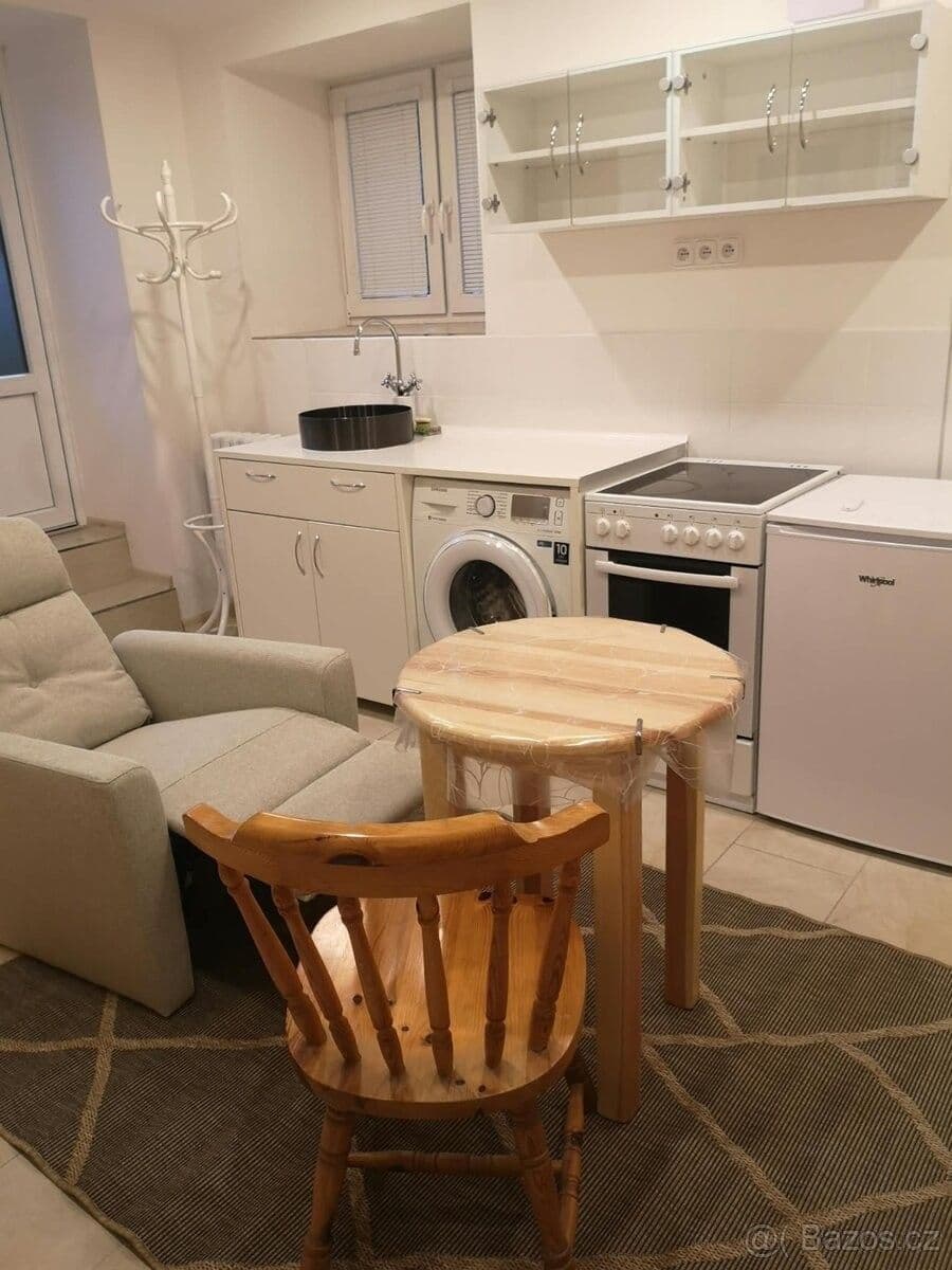 Prenájom bytu 1-izbový 22 m², Brněnská, Blansko, Jihomoravský kraj Prenájom bytu 1-izbový 22 m², Brněnská, Blansko, Jihomoravský kraj