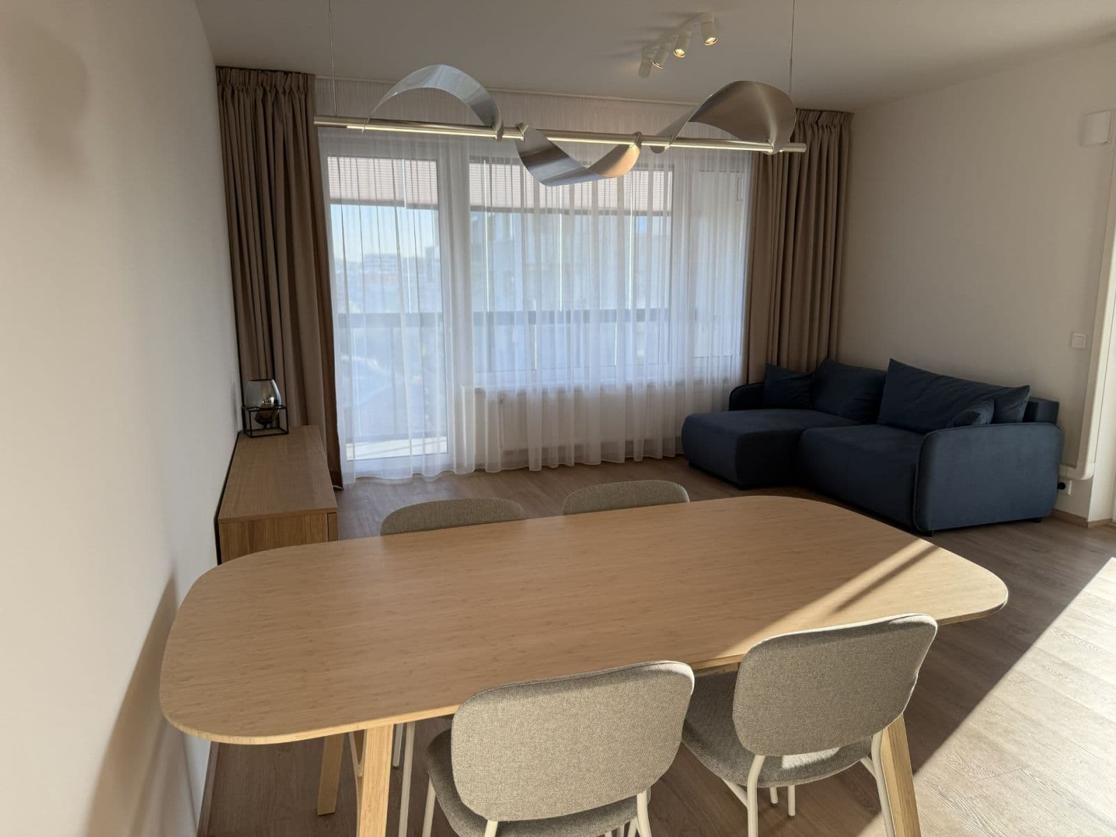 Prenájom bytu 3-izbový 79 m², Laponská, Praha, Praha Prenájom bytu 3-izbový 79 m², Laponská, Praha, Praha