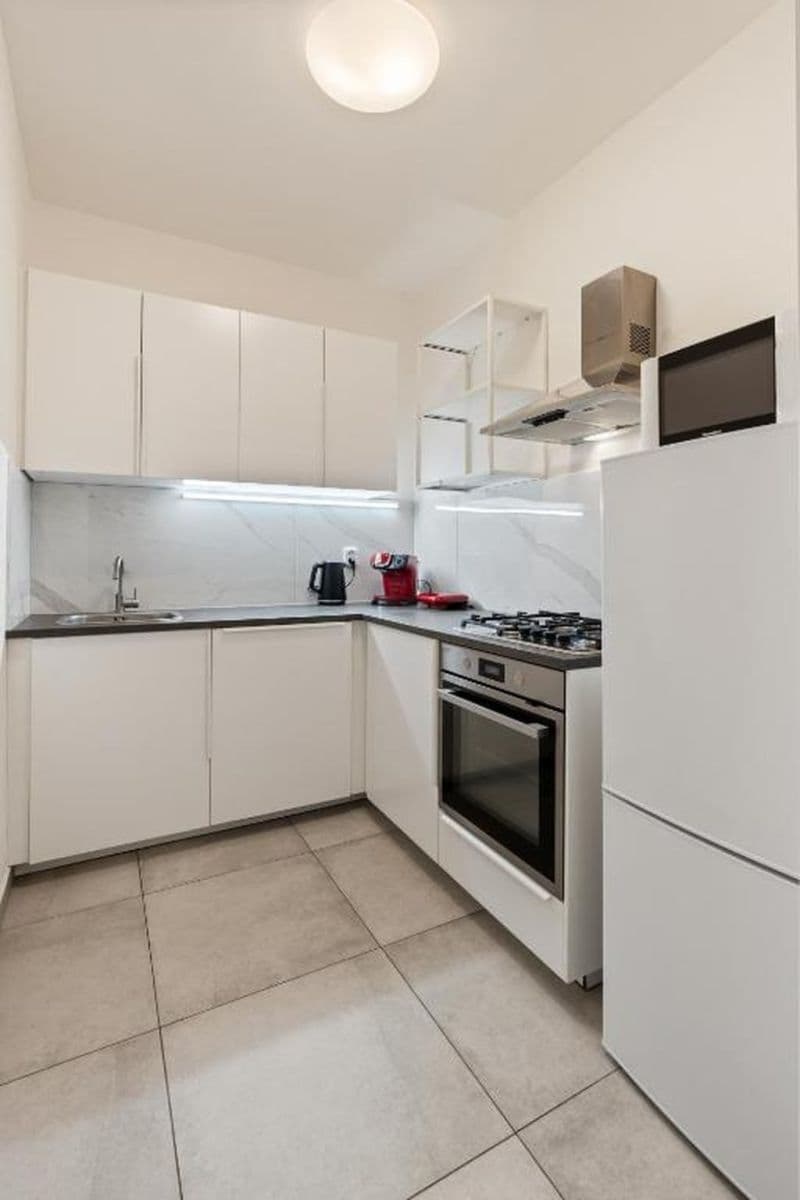 Prenájom bytu 138 m², Košická, Praha, Praha Prenájom bytu 138 m², Košická, Praha, Praha