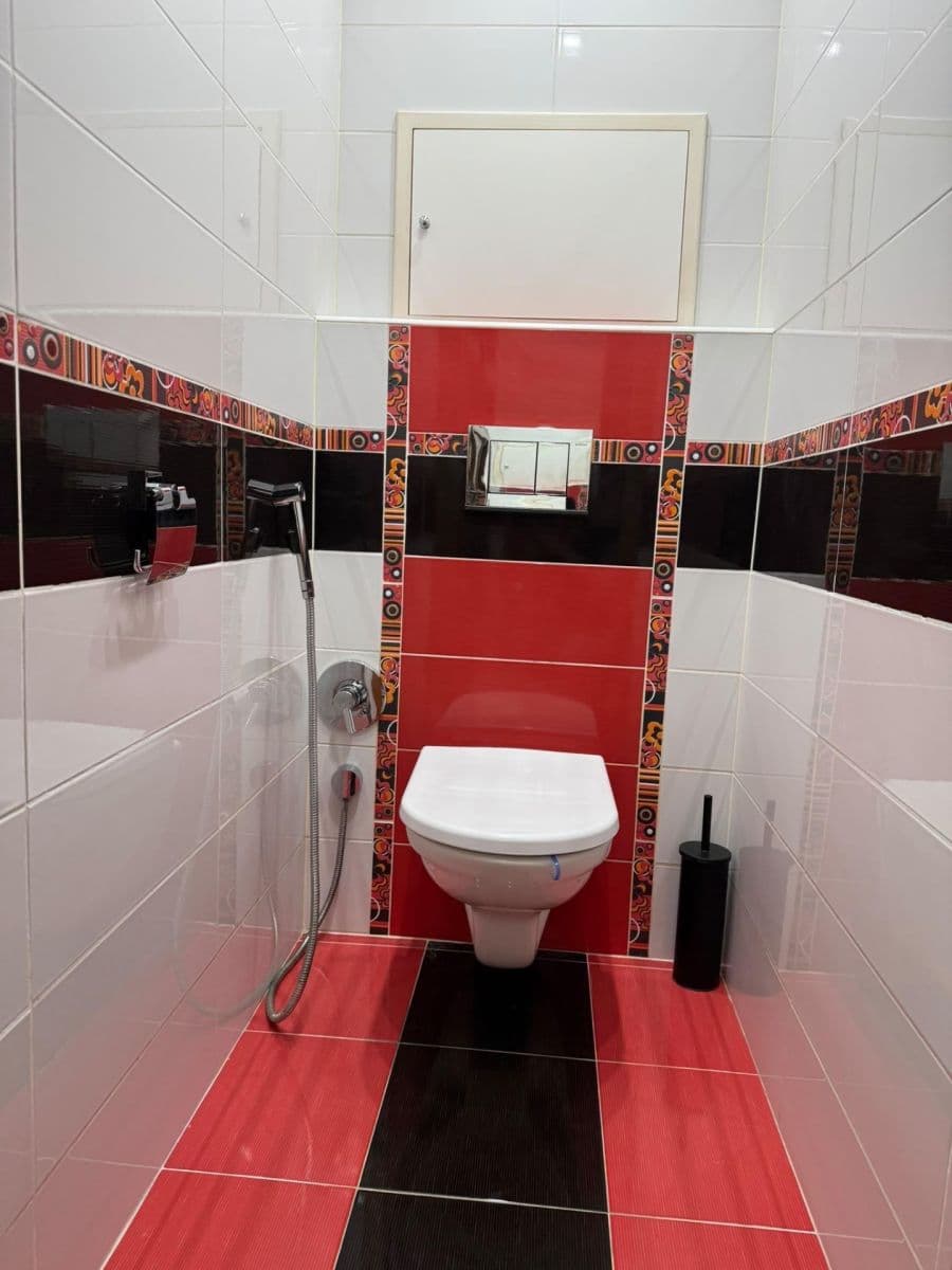 Prenájom bytu 3-izbový 68 m², Šimonova, Praha, Praha Prenájom bytu 3-izbový 68 m², Šimonova, Praha, Praha