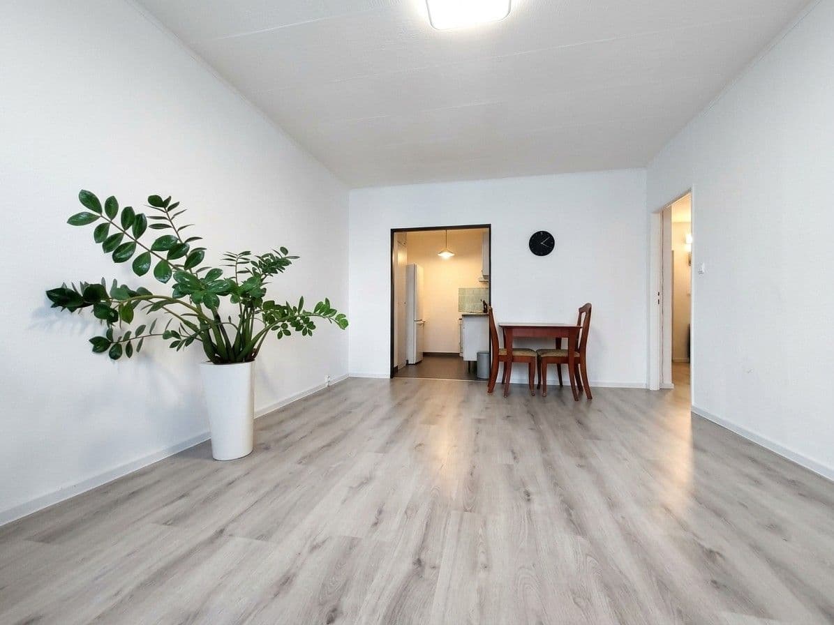 Prenájom bytu 3-izbový 70 m², Machkova, Praha, Praha Prenájom bytu 3-izbový 70 m², Machkova, Praha, Praha