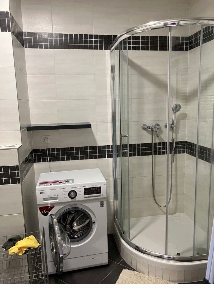 Prenájom bytu 1-izbový 42 m², Modenská, Praha, Praha Prenájom bytu 1-izbový 42 m², Modenská, Praha, Praha