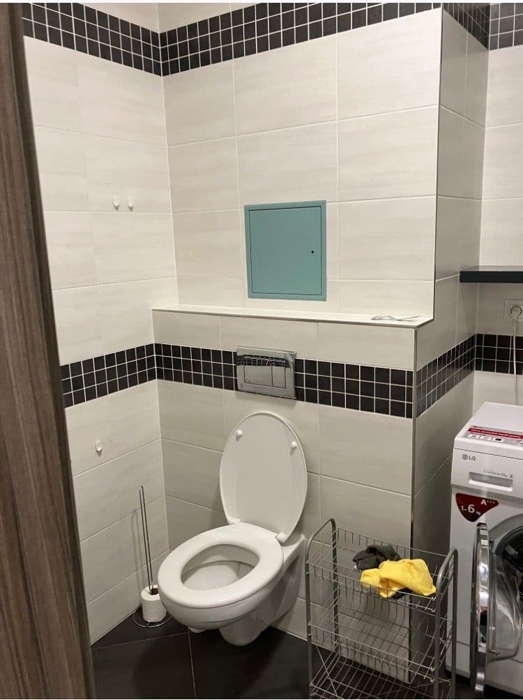 Prenájom bytu 1-izbový 42 m², Modenská, Praha, Praha Prenájom bytu 1-izbový 42 m², Modenská, Praha, Praha