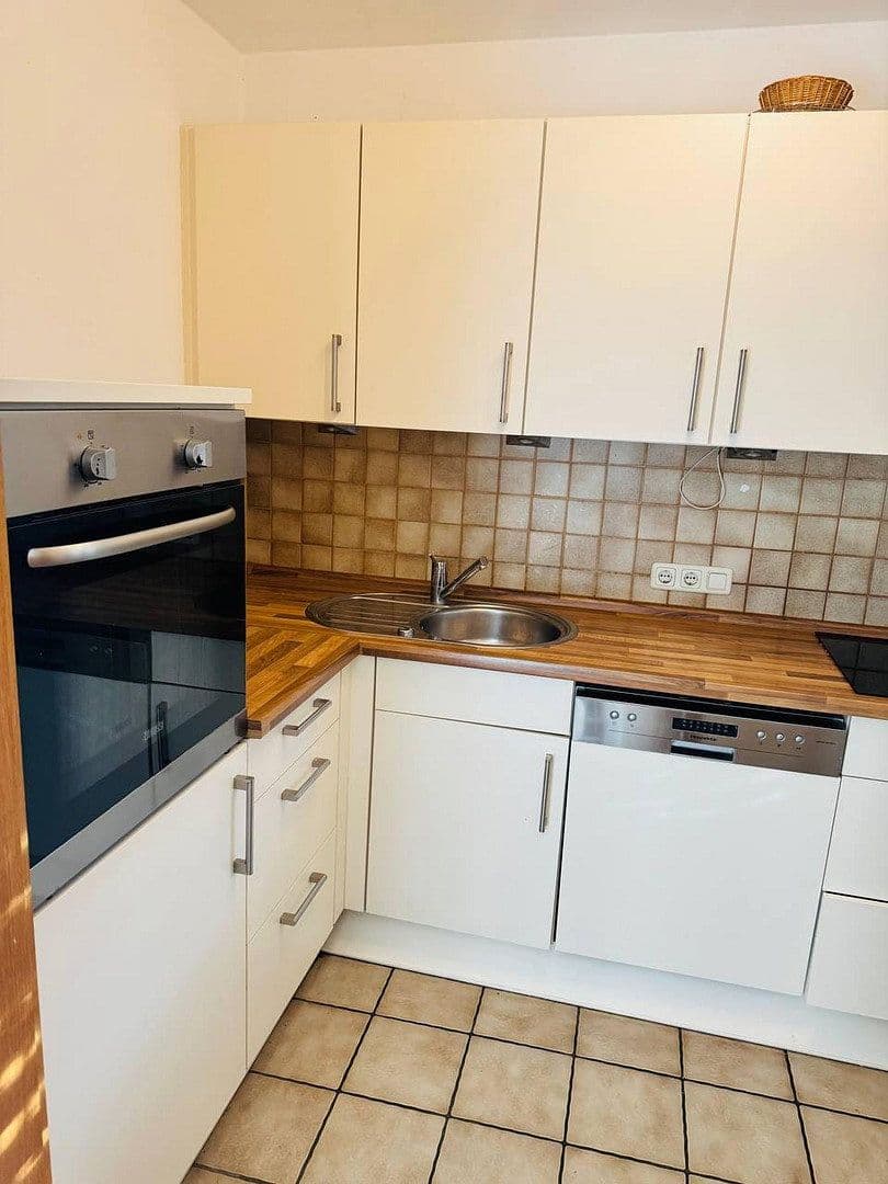 Prenájom bytu 3-izbový 71 m², Bahnhofallee 11, Markt Schwaben, Bavorsko Prenájom bytu 3-izbový 71 m², Bahnhofallee 11, Markt Schwaben, Bavorsko