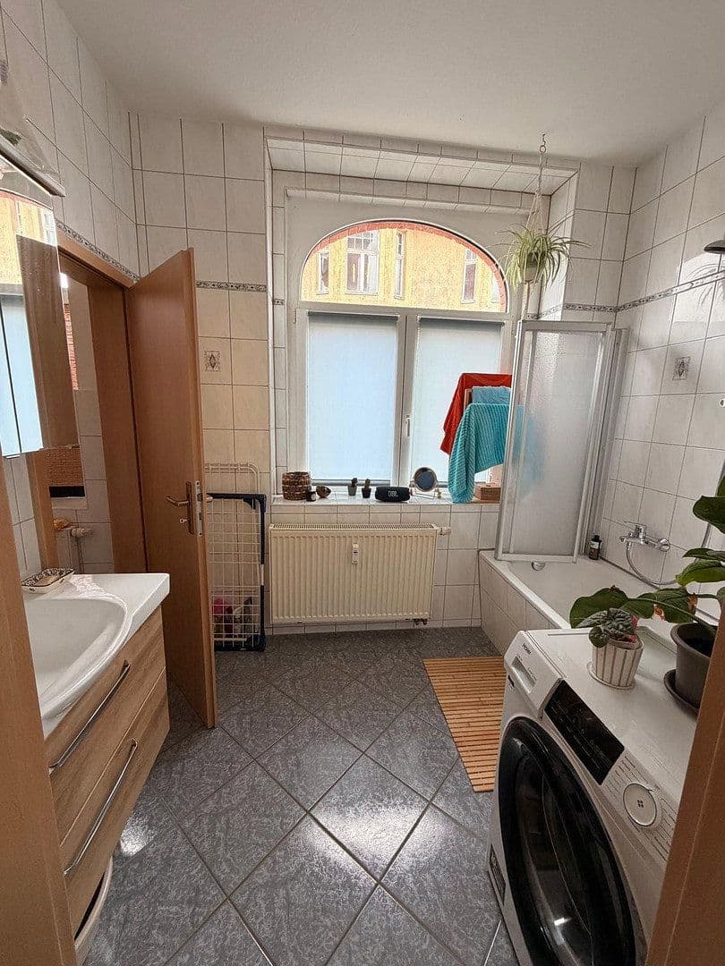 Prenájom bytu 2-izbový 58 m², August-Bebel-Str. 9, Hirschberg, Durínsko Prenájom bytu 2-izbový 58 m², August-Bebel-Str. 9, Hirschberg, Durínsko