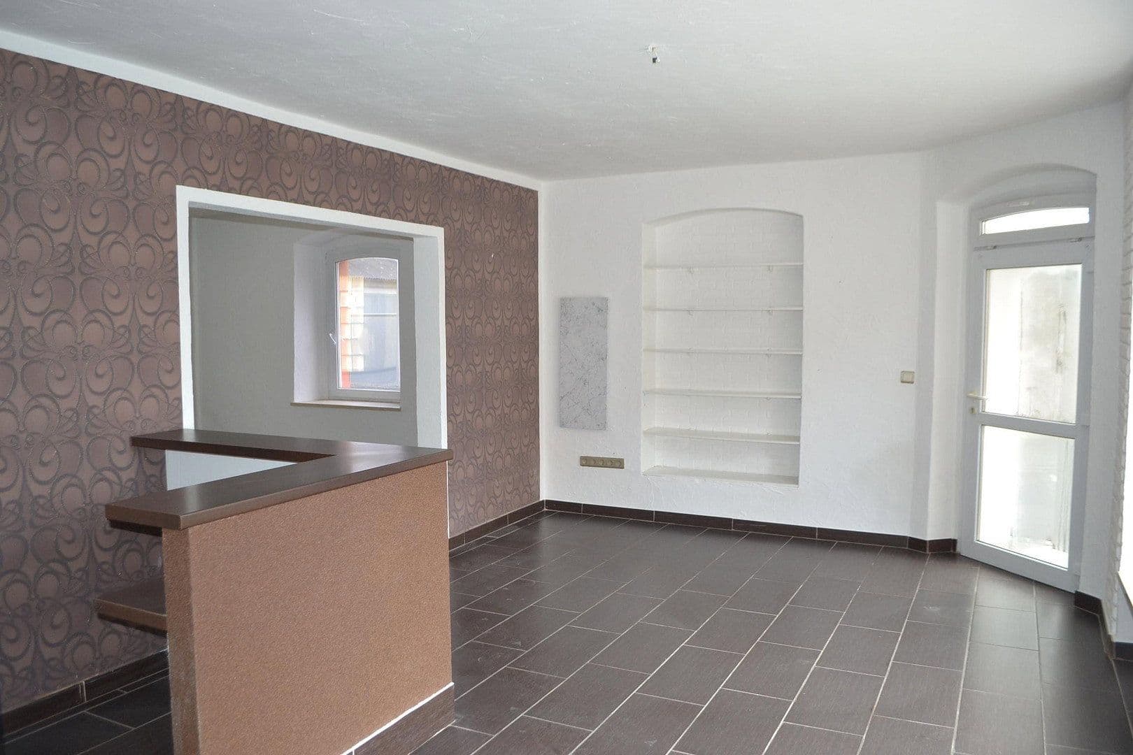 Prenájom kancelárie 72 m², Prechtlstr. 1, Kümmersbruck, Bavorsko Prenájom kancelárie 72 m², Prechtlstr. 1, Kümmersbruck, Bavorsko