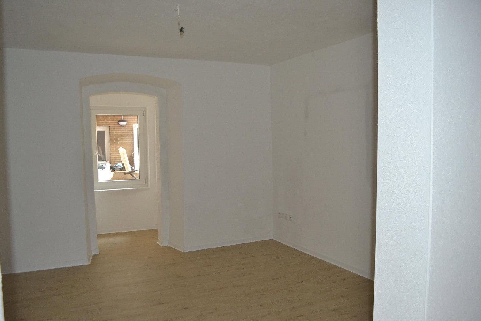 Prenájom kancelárie 72 m², Prechtlstr. 1, Kümmersbruck, Bavorsko Prenájom kancelárie 72 m², Prechtlstr. 1, Kümmersbruck, Bavorsko