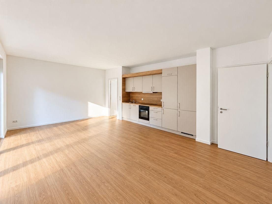 Prenájom bytu 4-izbový 90 m², Ahrensfelde, Brandenbursko Prenájom bytu 4-izbový 90 m², Ahrensfelde, Brandenbursko