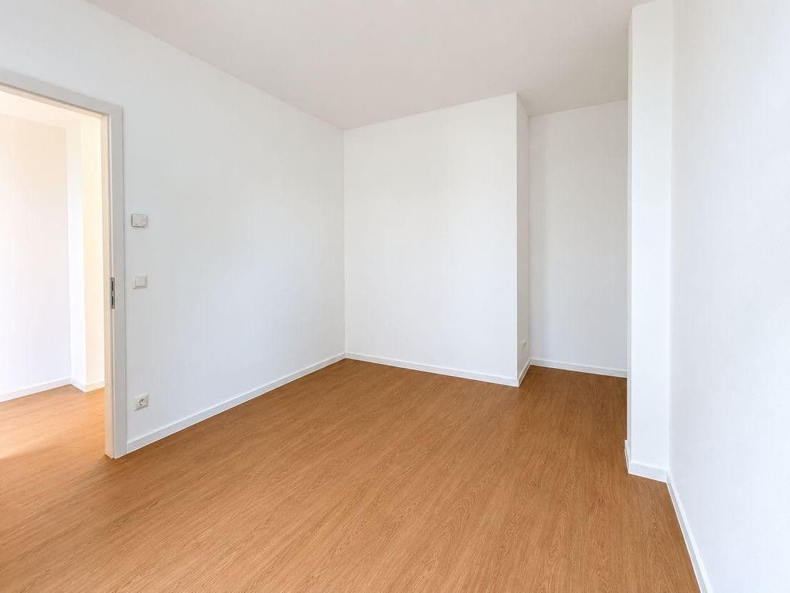 Prenájom bytu 4-izbový 90 m², Ahrensfelde, Brandenbursko Prenájom bytu 4-izbový 90 m², Ahrensfelde, Brandenbursko