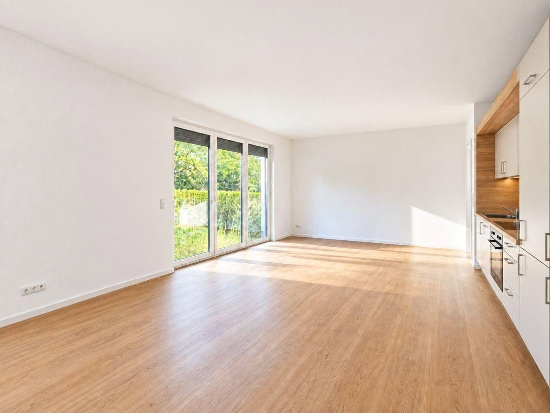 Prenájom bytu 4-izbový 90 m², Ahrensfelde, Brandenbursko Prenájom bytu 4-izbový 90 m², Ahrensfelde, Brandenbursko