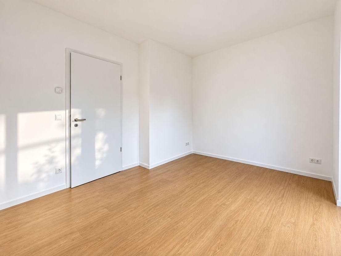 Prenájom bytu 4-izbový 90 m², Ahrensfelde, Brandenbursko Prenájom bytu 4-izbový 90 m², Ahrensfelde, Brandenbursko