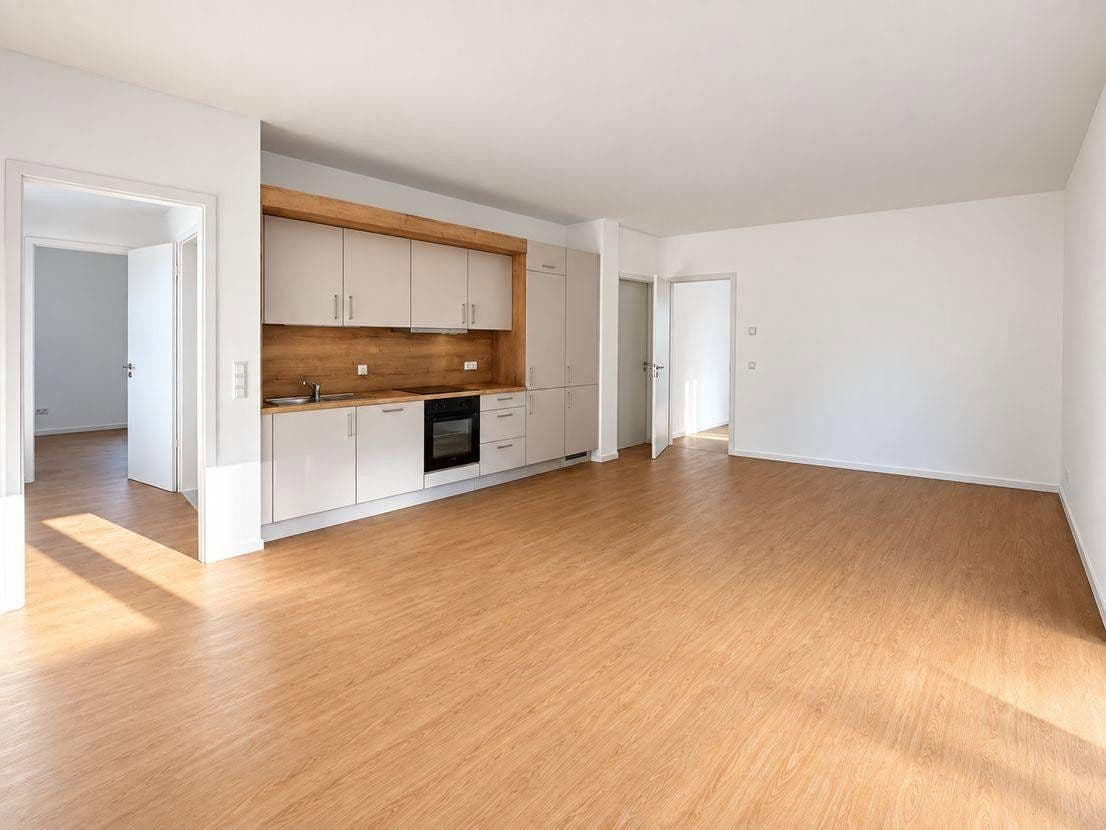 Prenájom bytu 4-izbový 90 m², Ahrensfelde, Brandenbursko Prenájom bytu 4-izbový 90 m², Ahrensfelde, Brandenbursko