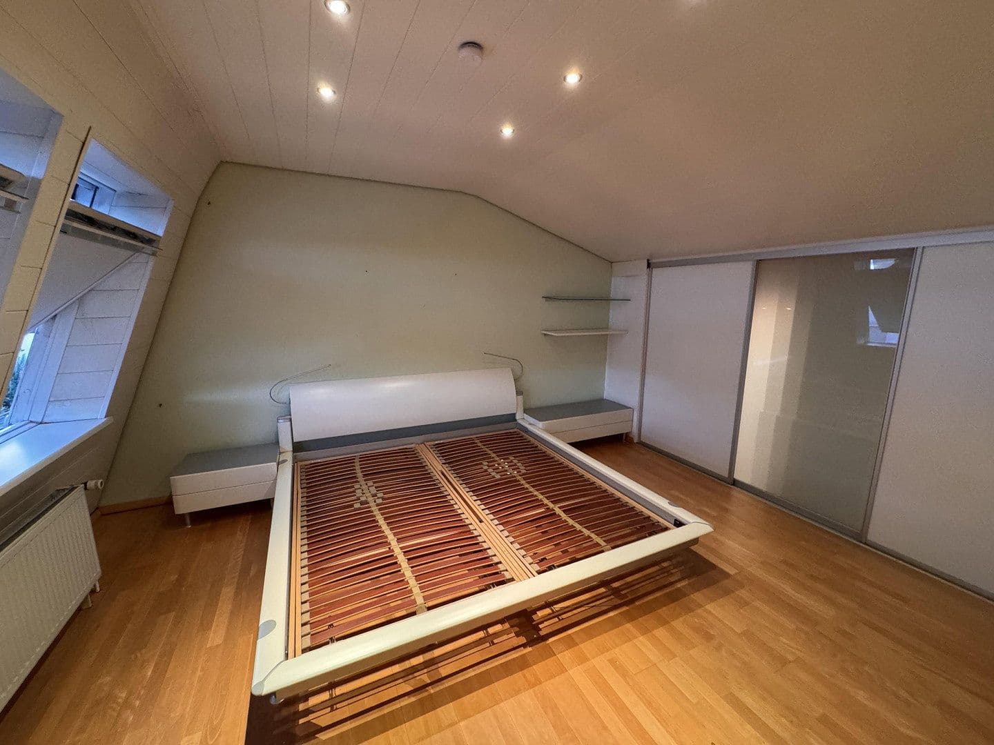 Prenájom bytu 4-izbový 123 m², Karbener Straẞe 1a, Nidderau, Hesensko Prenájom bytu 4-izbový 123 m², Karbener Straẞe 1a, Nidderau, Hesensko