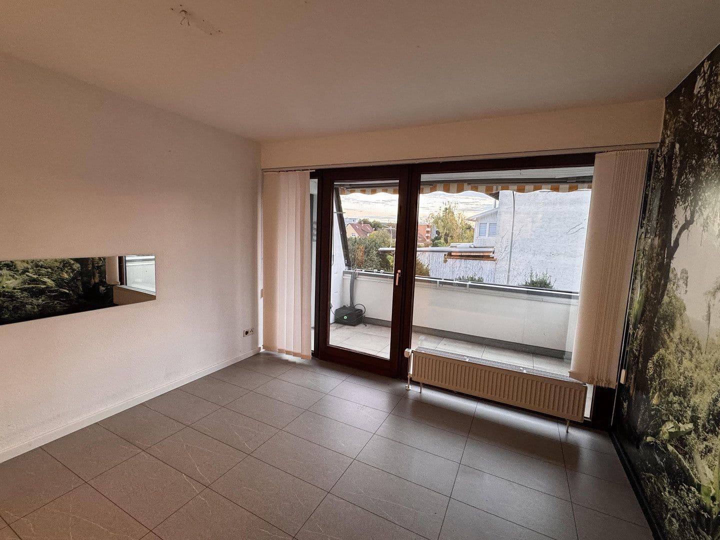 Prenájom bytu 4-izbový 123 m², Karbener Straẞe 1a, Nidderau, Hesensko Prenájom bytu 4-izbový 123 m², Karbener Straẞe 1a, Nidderau, Hesensko