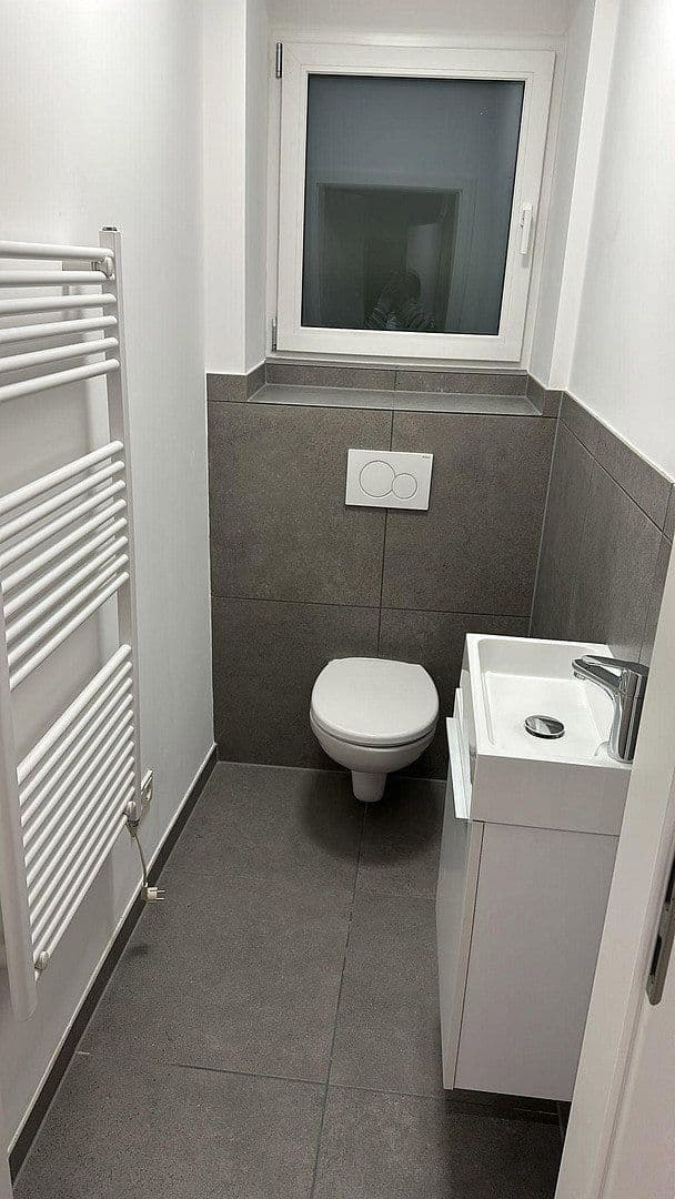 Prenájom bytu 4-izbový 113 m², Bühler Straße 138, Saarbrücken, Sársko Prenájom bytu 4-izbový 113 m², Bühler Straße 138, Saarbrücken, Sársko