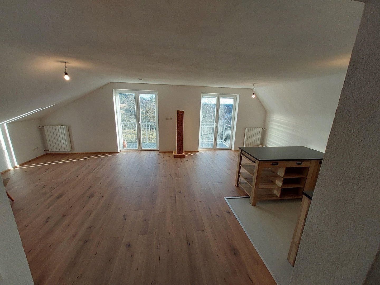 Prenájom domu 100 m², pozemok 200 m², Loßburg, Bádensko-Wurttembersko Prenájom domu 100 m², pozemok 200 m², Loßburg, Bádensko-Wurttembersko