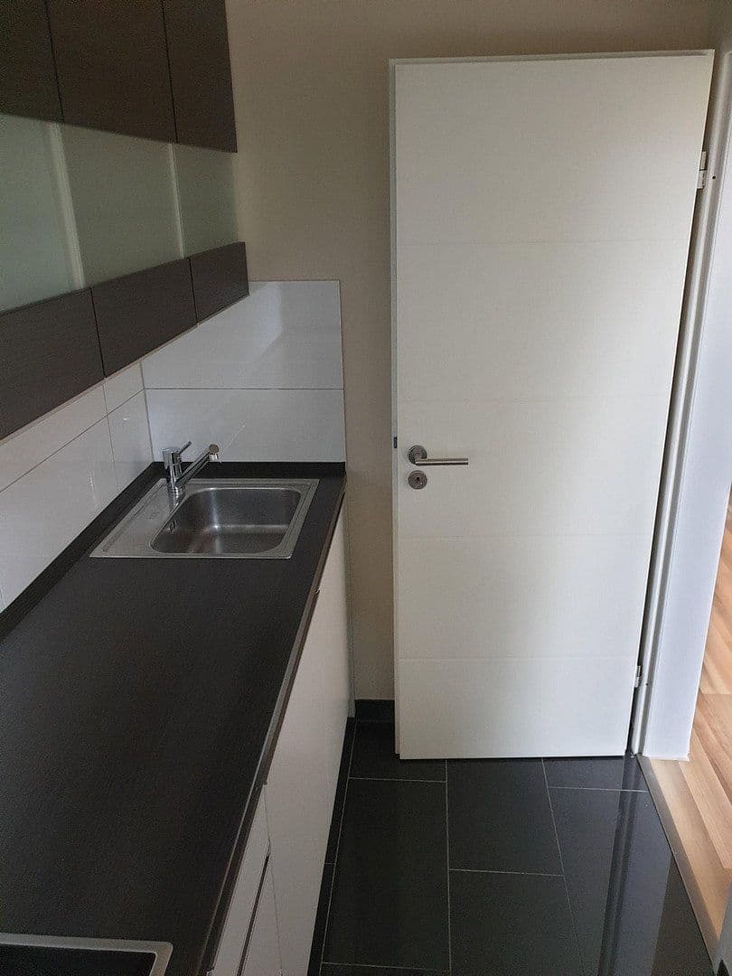 Prenájom bytu 1-izbový 39 m², Niddablick 1, Bad Vilbel, Hesensko Prenájom bytu 1-izbový 39 m², Niddablick 1, Bad Vilbel, Hesensko