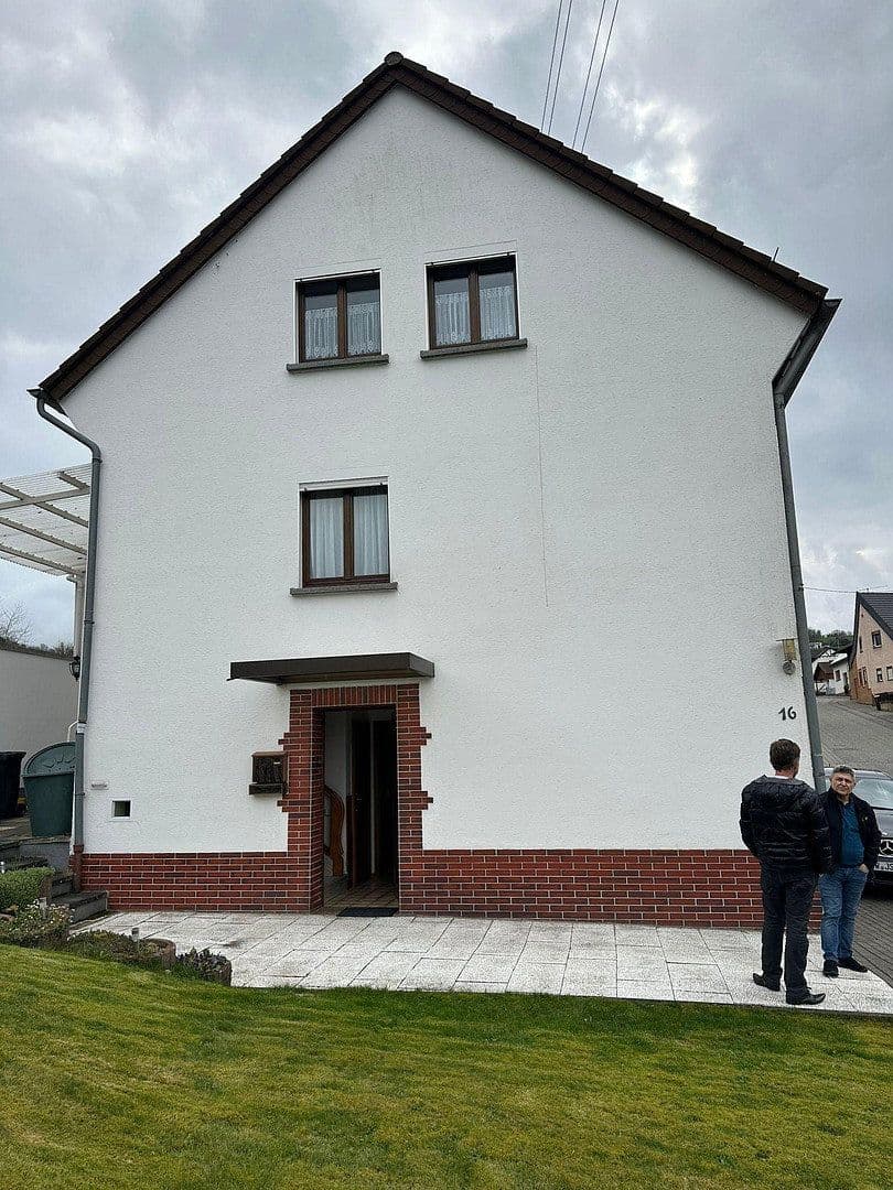 Predaj domu 188 m², pozemok 380 m², Hauptstr.16, Wimbach, Porýnie-Falcko Predaj domu 188 m², pozemok 380 m², Hauptstr.16, Wimbach, Porýnie-Falcko