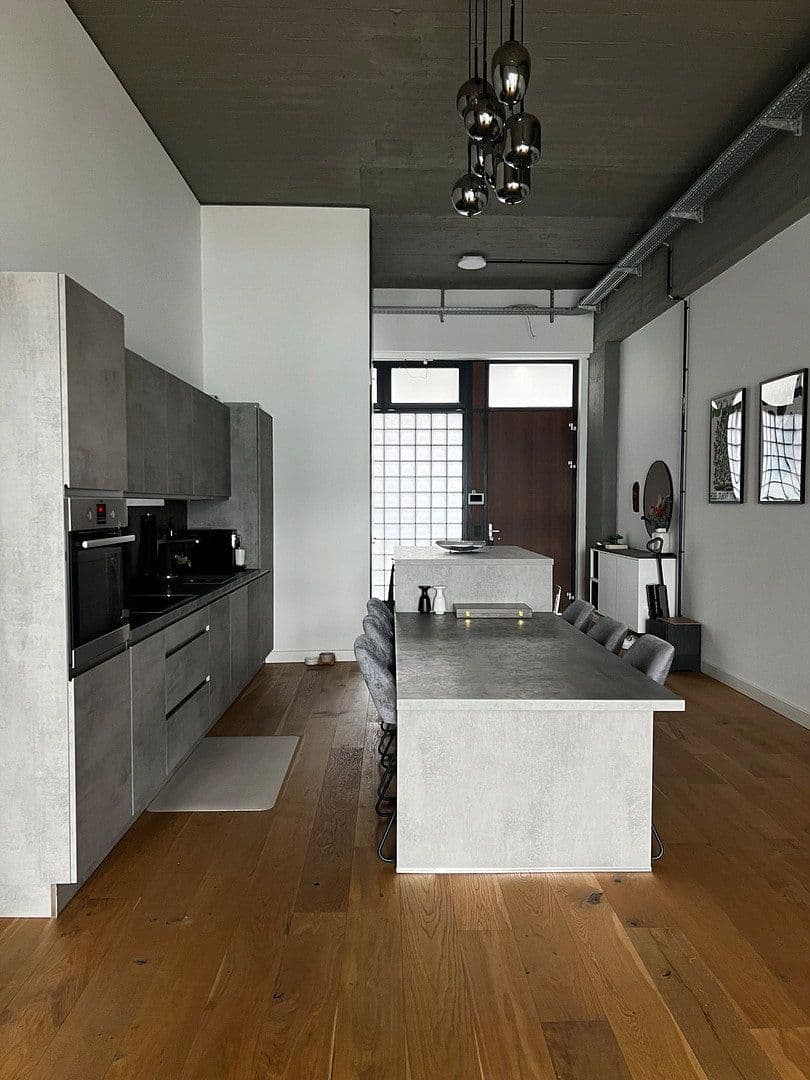 Prenájom bytu 4-izbový 173 m², Gotlindestraße 91a, Berlin, Berlín Prenájom bytu 4-izbový 173 m², Gotlindestraße 91a, Berlin, Berlín