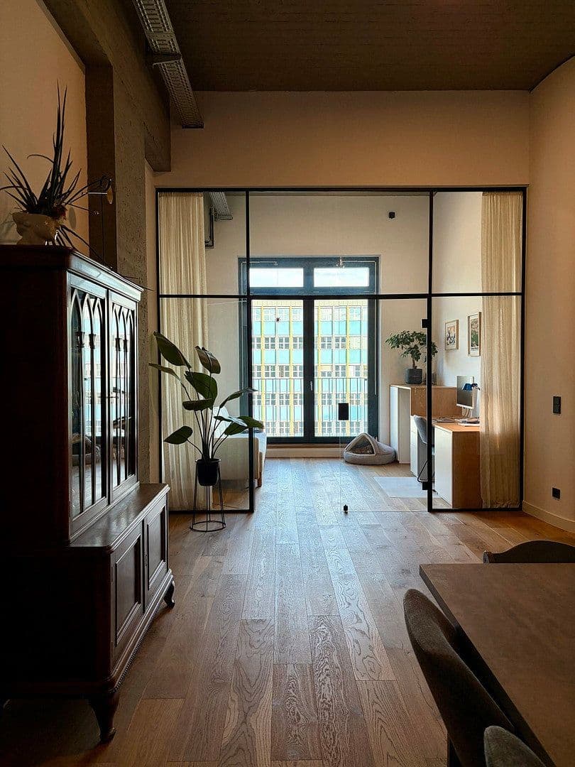 Prenájom bytu 4-izbový 173 m², Gotlindestraße 91a, Berlin, Berlín Prenájom bytu 4-izbový 173 m², Gotlindestraße 91a, Berlin, Berlín