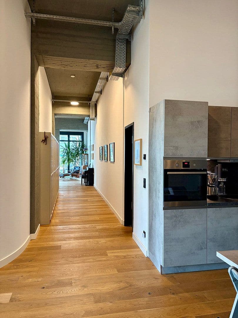 Prenájom bytu 4-izbový 173 m², Gotlindestraße 91a, Berlin, Berlín Prenájom bytu 4-izbový 173 m², Gotlindestraße 91a, Berlin, Berlín