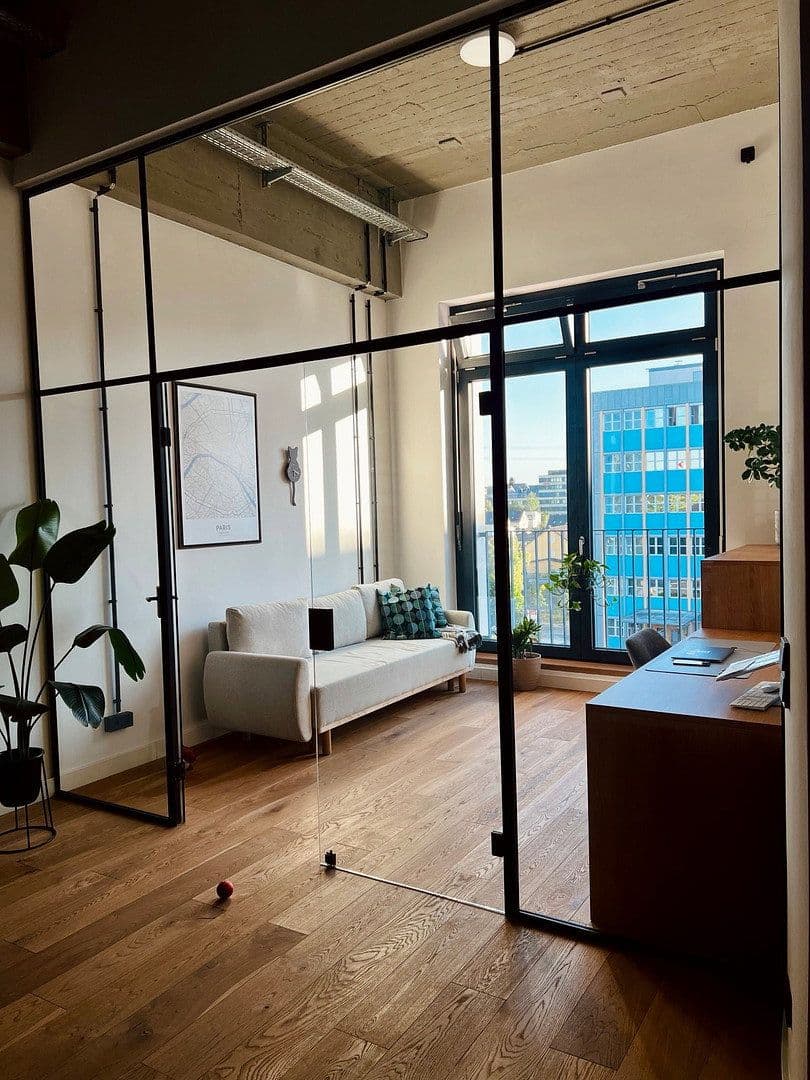 Prenájom bytu 4-izbový 173 m², Gotlindestraße 91a, Berlin, Berlín Prenájom bytu 4-izbový 173 m², Gotlindestraße 91a, Berlin, Berlín