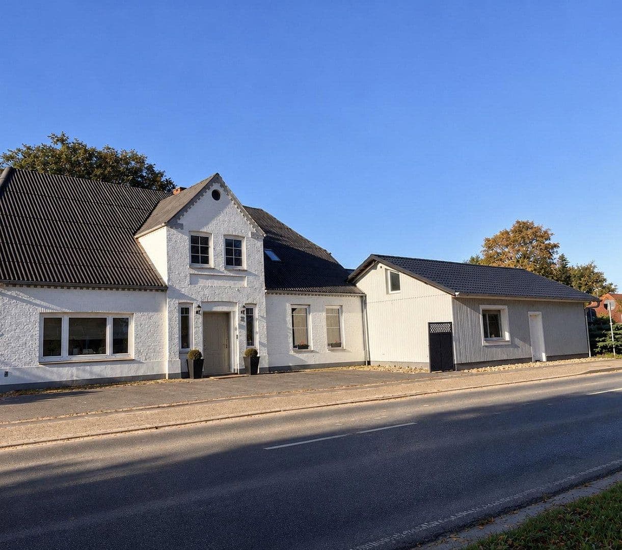 Predaj domu 430 m², pozemok 1.600 m², Friedrichskoog, Šlezvicko-Holštajnsko Predaj domu 430 m², pozemok 1.600 m², Friedrichskoog, Šlezvicko-Holštajnsko