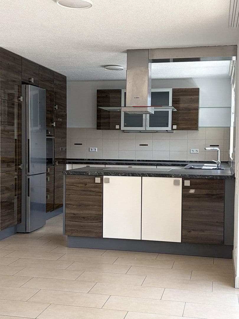Prenájom bytu 4-izbový 115 m², Seestraße 38, Weil im Schönbuch, Bádensko-Wurttembersko Prenájom bytu 4-izbový 115 m², Seestraße 38, Weil im Schönbuch, Bádensko-Wurttembersko