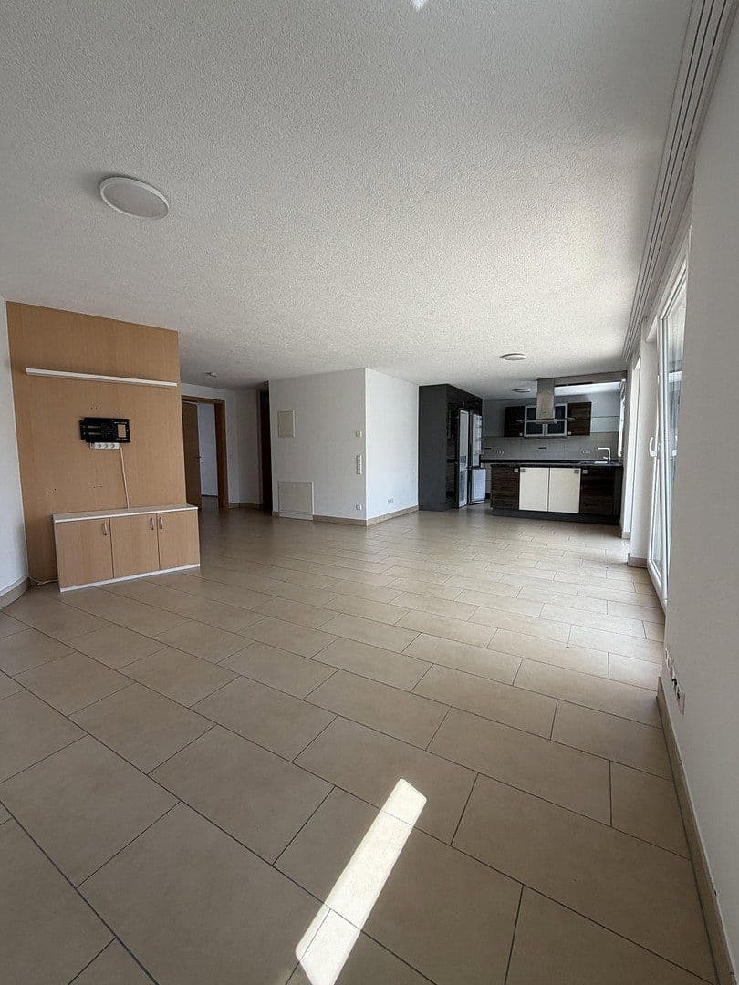 Prenájom bytu 4-izbový 115 m², Seestraße 38, Weil im Schönbuch, Bádensko-Wurttembersko Prenájom bytu 4-izbový 115 m², Seestraße 38, Weil im Schönbuch, Bádensko-Wurttembersko
