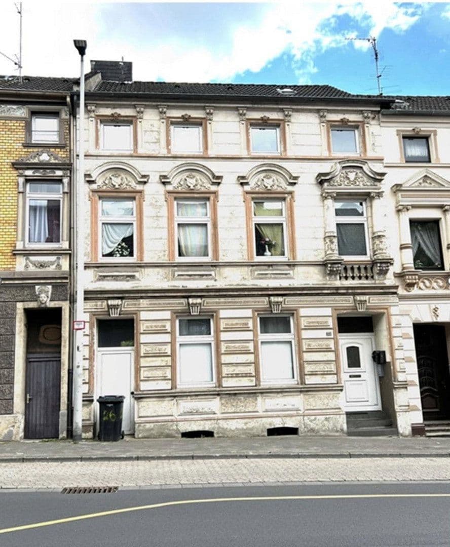 Predaj domu 200 m², pozemok 407 m², Kölner Straße 22, Mönchengladbach, Severné Porýnie - Westfálsko Predaj domu 200 m², pozemok 407 m², Kölner Straße 22, Mönchengladbach, Severné Porýnie - Westfálsko