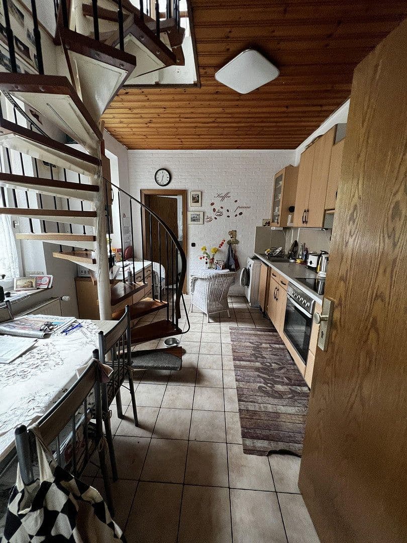 Predaj domu 200 m², pozemok 407 m², Kölner Straße 22, Mönchengladbach, Severné Porýnie - Westfálsko Predaj domu 200 m², pozemok 407 m², Kölner Straße 22, Mönchengladbach, Severné Porýnie - Westfálsko