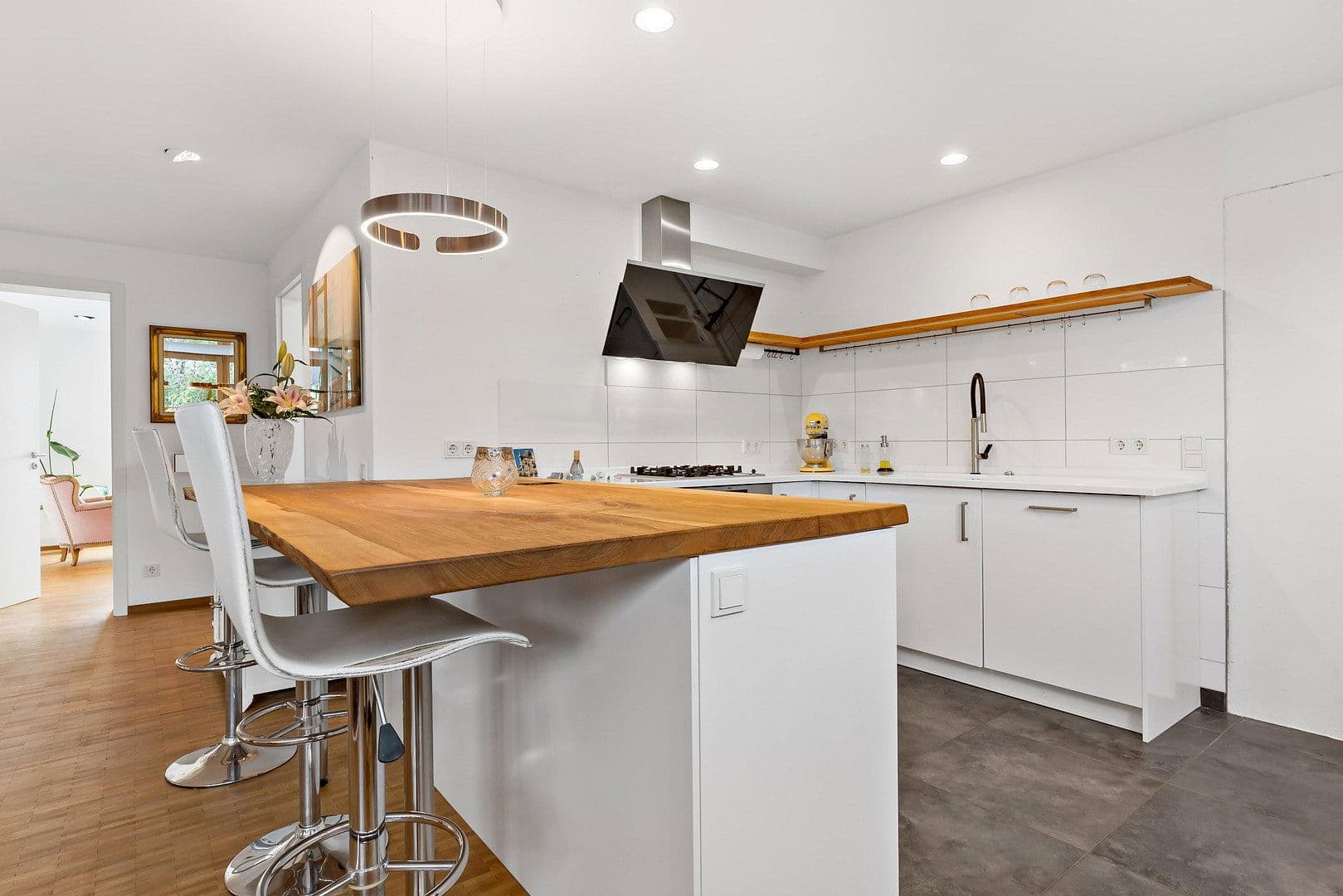 Predaj bytu 5-izbový 142 m², Saarbrücken, Sársko Predaj bytu 5-izbový 142 m², Saarbrücken, Sársko