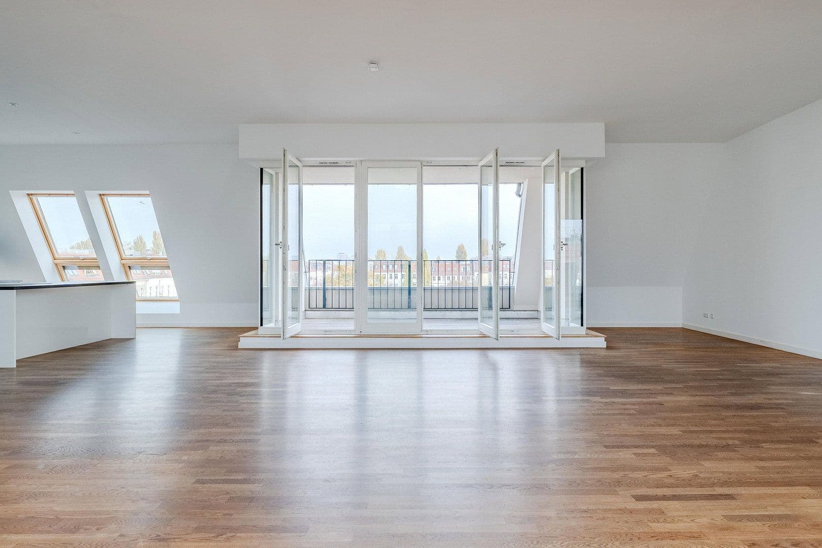 Predaj bytu 7-izbový 286 m², Gabriel Max Str 15a, Berlin, Berlín Predaj bytu 7-izbový 286 m², Gabriel Max Str 15a, Berlin, Berlín