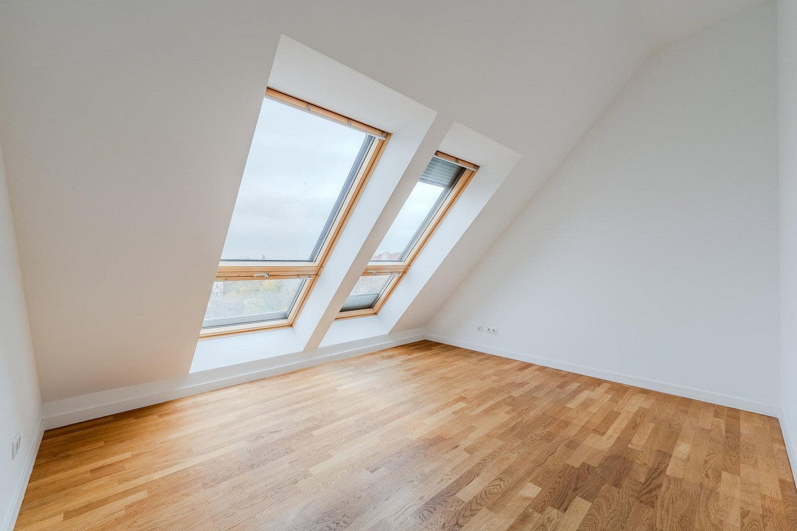 Predaj bytu 7-izbový 286 m², Gabriel Max Str 15a, Berlin, Berlín Predaj bytu 7-izbový 286 m², Gabriel Max Str 15a, Berlin, Berlín