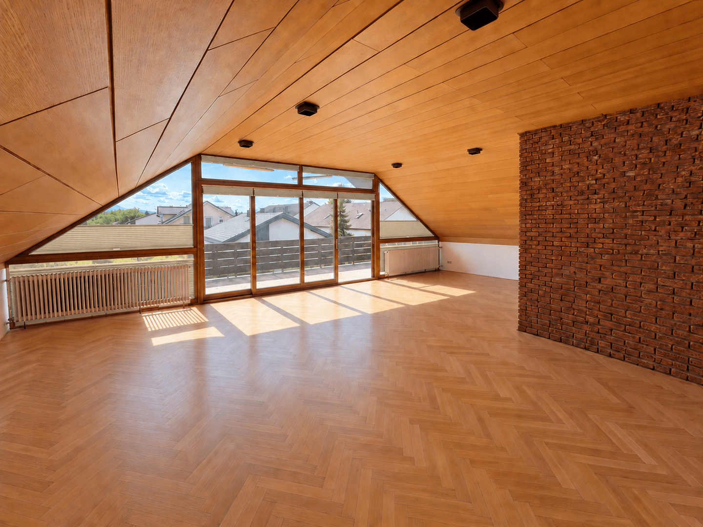 Prenájom bytu 3-izbový 104 m², Siegfriedstr. 24, Schriesheim, Bádensko-Wurttembersko Prenájom bytu 3-izbový 104 m², Siegfriedstr. 24, Schriesheim, Bádensko-Wurttembersko