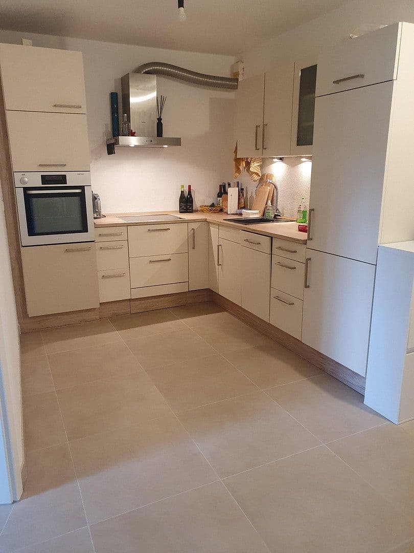 Prenájom bytu 2-izbový 68 m², Am Langen Sand 13, Schwetzingen, Bádensko-Wurttembersko Prenájom bytu 2-izbový 68 m², Am Langen Sand 13, Schwetzingen, Bádensko-Wurttembersko
