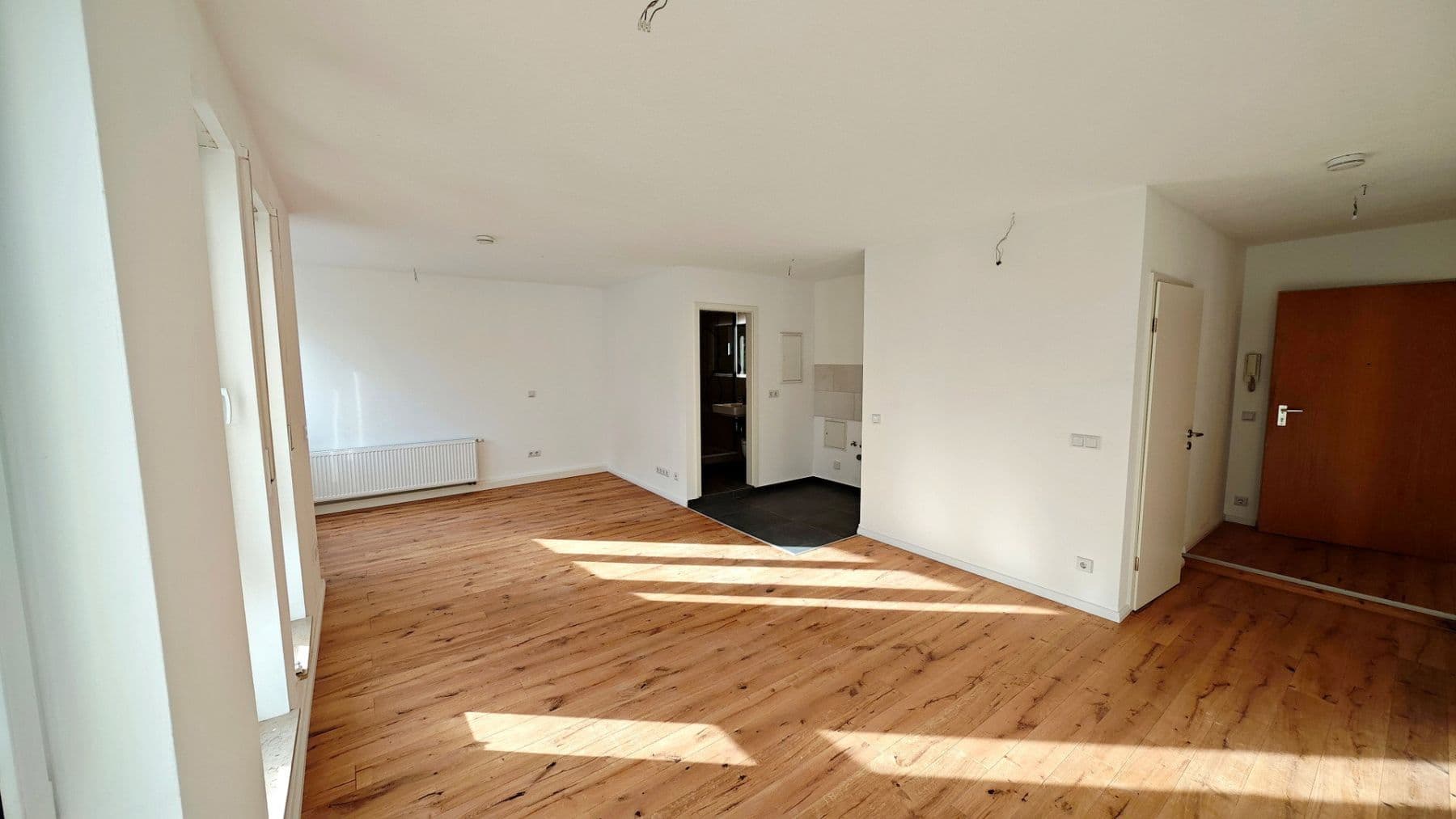 Prenájom bytu 1-izbový 38 m², Arthur-Hoffmann-Straße 90, Leipzig, Sasko Prenájom bytu 1-izbový 38 m², Arthur-Hoffmann-Straße 90, Leipzig, Sasko