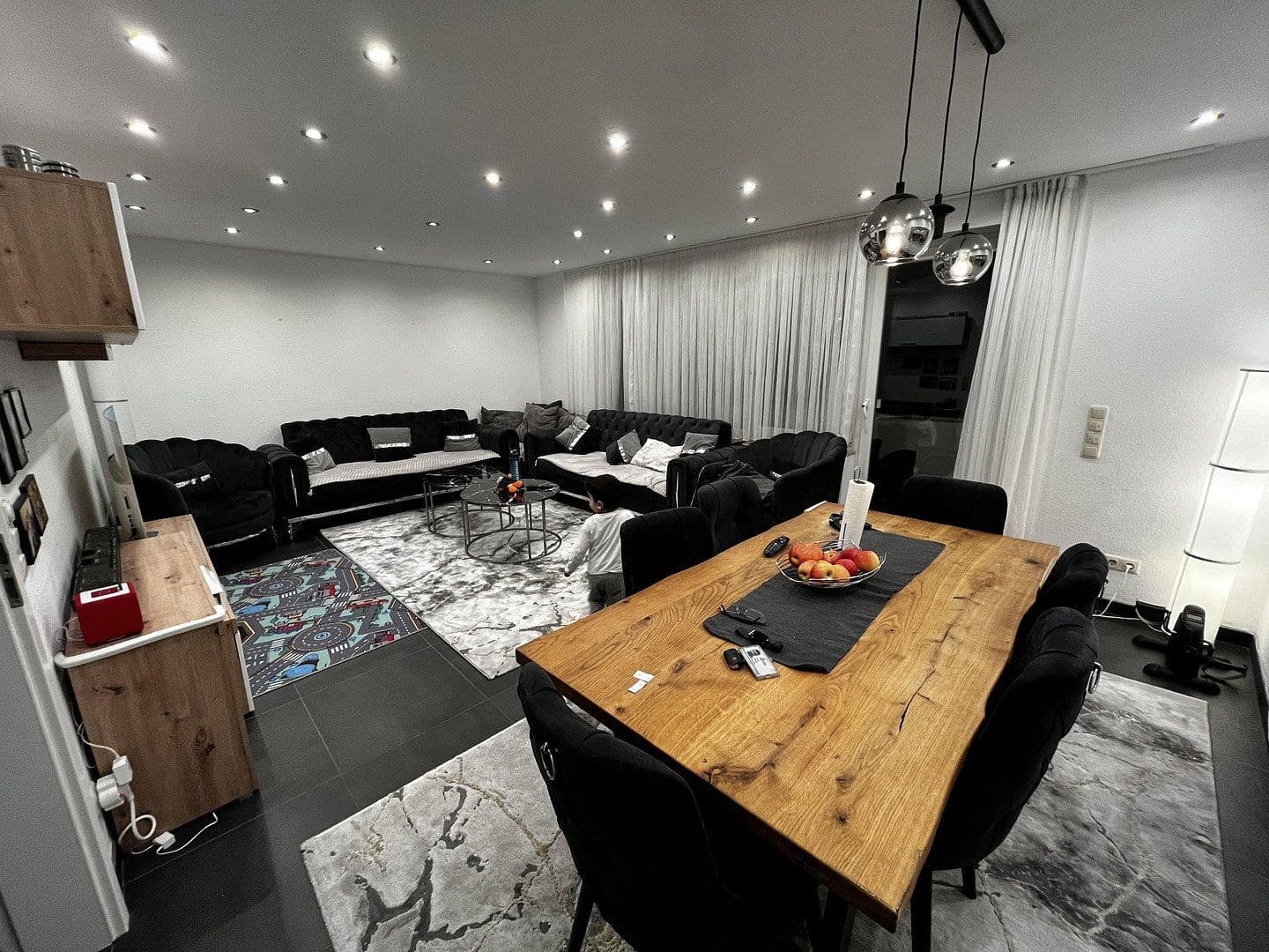 Prenájom bytu 3-izbový 95 m², Mutterstadt, Porýnie-Falcko Prenájom bytu 3-izbový 95 m², Mutterstadt, Porýnie-Falcko
